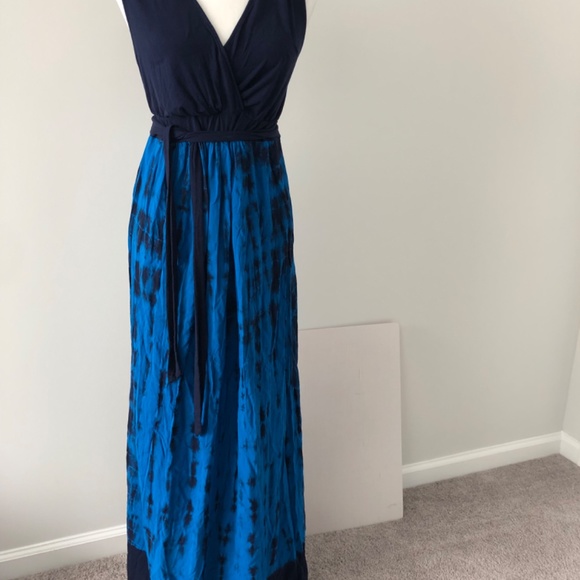 Liz Lange Maternity Maxi Dress - Picture 14 of 14